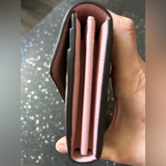 LOUIS VUITTON Sarah Wallet monogram - Picture 6 of 14